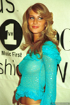 2000 10 20 -VH1 Vogue Fashion Awards at Madison Square Garden in New York City (2000) 2000 10 20 -VH1 Vogue Fashion Awards at Madison Square Garden in New York City (2000)