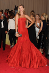 2011 05 03 - MET Gala - Alexander Mc Queen - Savage Beauty (2011) 2011 05 03 - MET Gala - Alexander Mc Queen - Savage Beauty (2011)