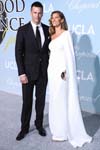 2019 02 21 - Hollywood For Science Gala UCLA honors Gisele in Beverly Hills, Los Angeles, California (2019) 2019 02 21 - Hollywood For Science Gala UCLA honors Gisele in Beverly Hills, Los Angeles, California (2019)