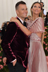 2019 05 06 - MET Gala - Camp - Notes on Fashion (2019) 2019 05 06 - MET Gala - Camp - Notes on Fashion (2019)