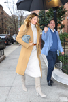 2024 03 20 - Stepping out in the Big Apple (2024) 2024 03 20 - Stepping out in the Big Apple (2024)